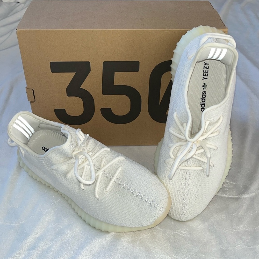 Yeezy Boost 350 V2
